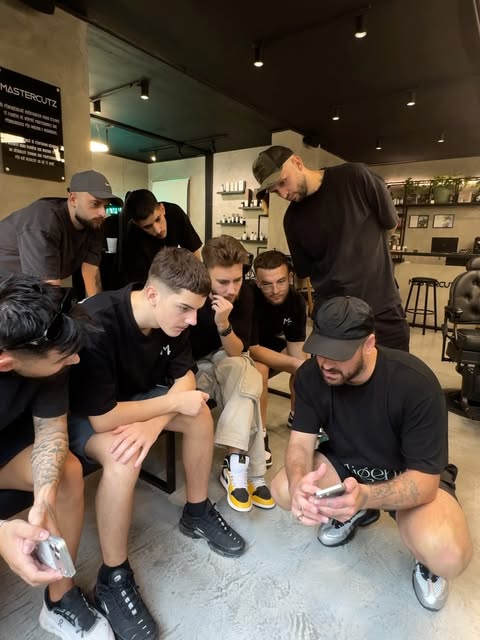 Ekipi i Mastercutz në sallon